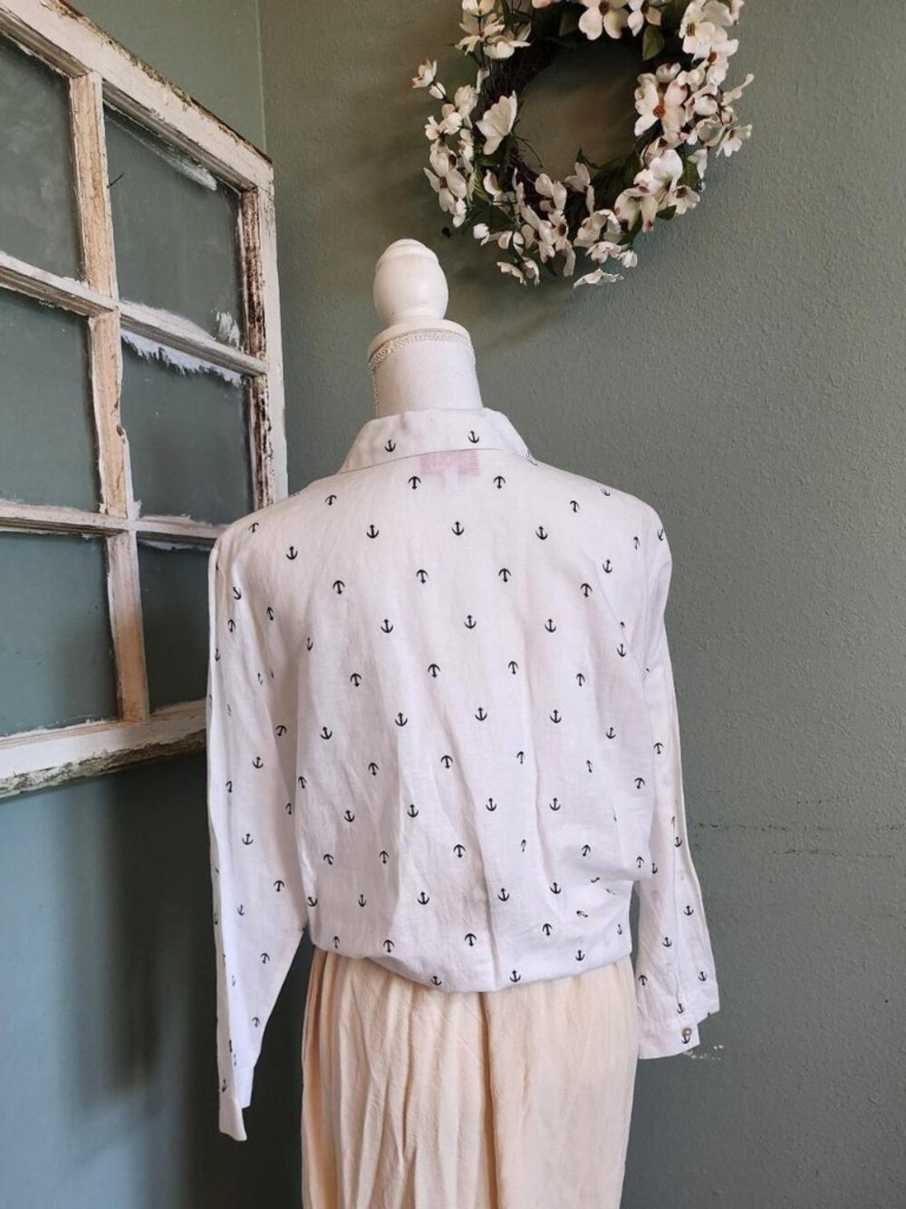 Women's White and Navy Anchor Button up tie Blouse Size Medium - Picture 4 of 8
